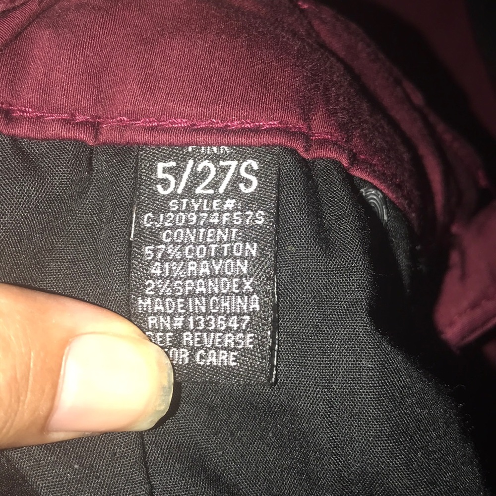 🌟🌟DARK MAROON COLORED STRAIGHT LEGGED JEANS 👖 - Picture 8 of 8